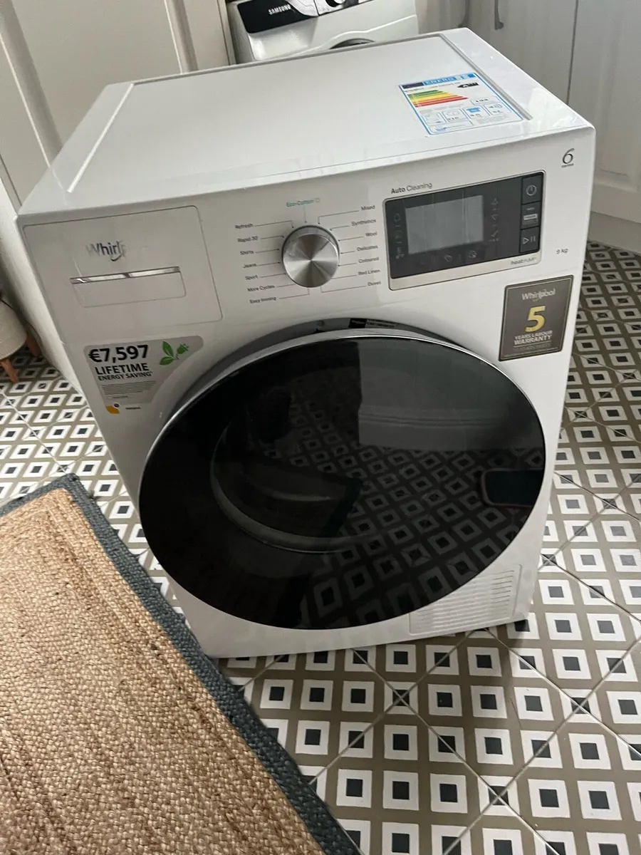 Whirlpool heat pump dryer - Image 1