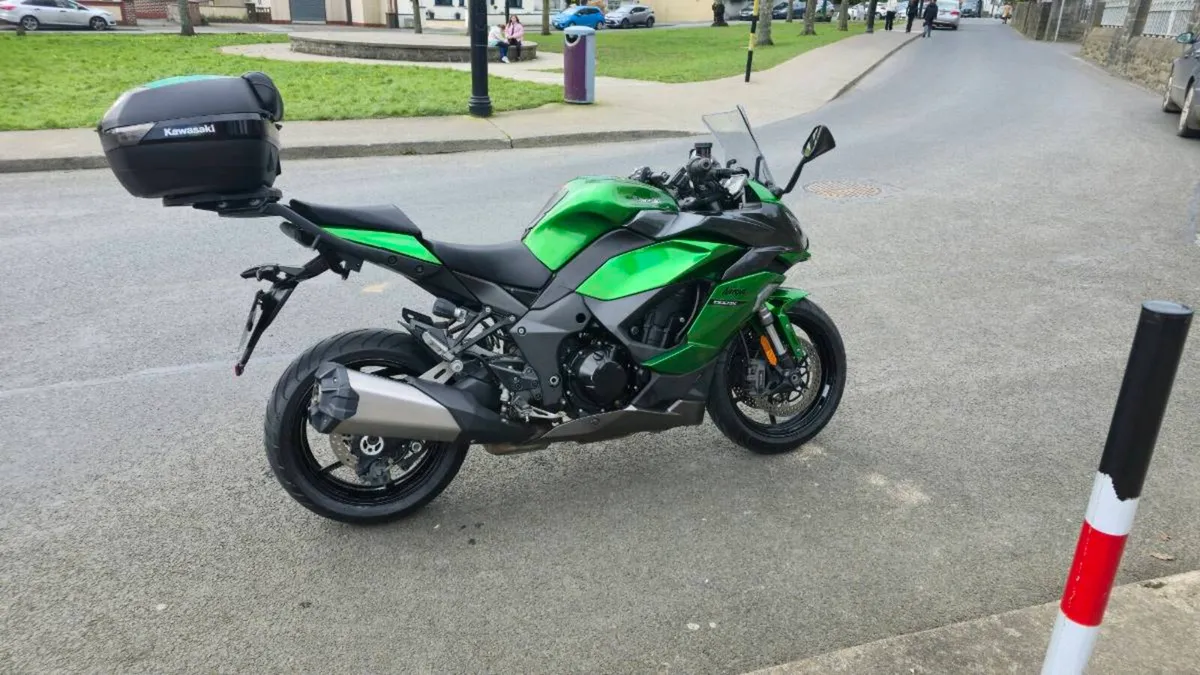 Kawasaki Ninja 1000SX - Image 1
