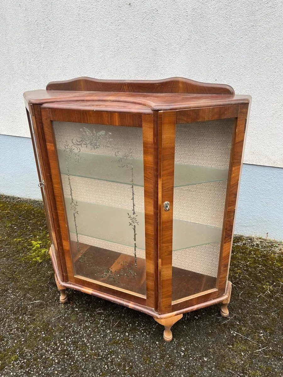 Sitting room furniture