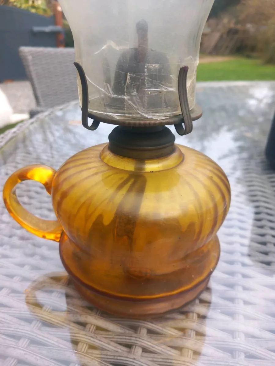 Antique amber glass oil lamp w/ handle, D18 - Image 4