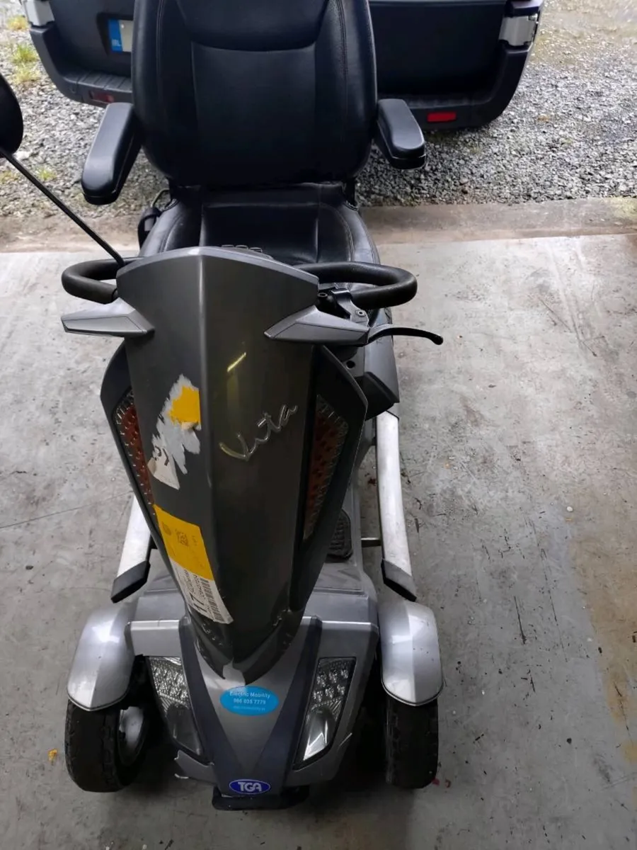 Mobility scooter - Image 2