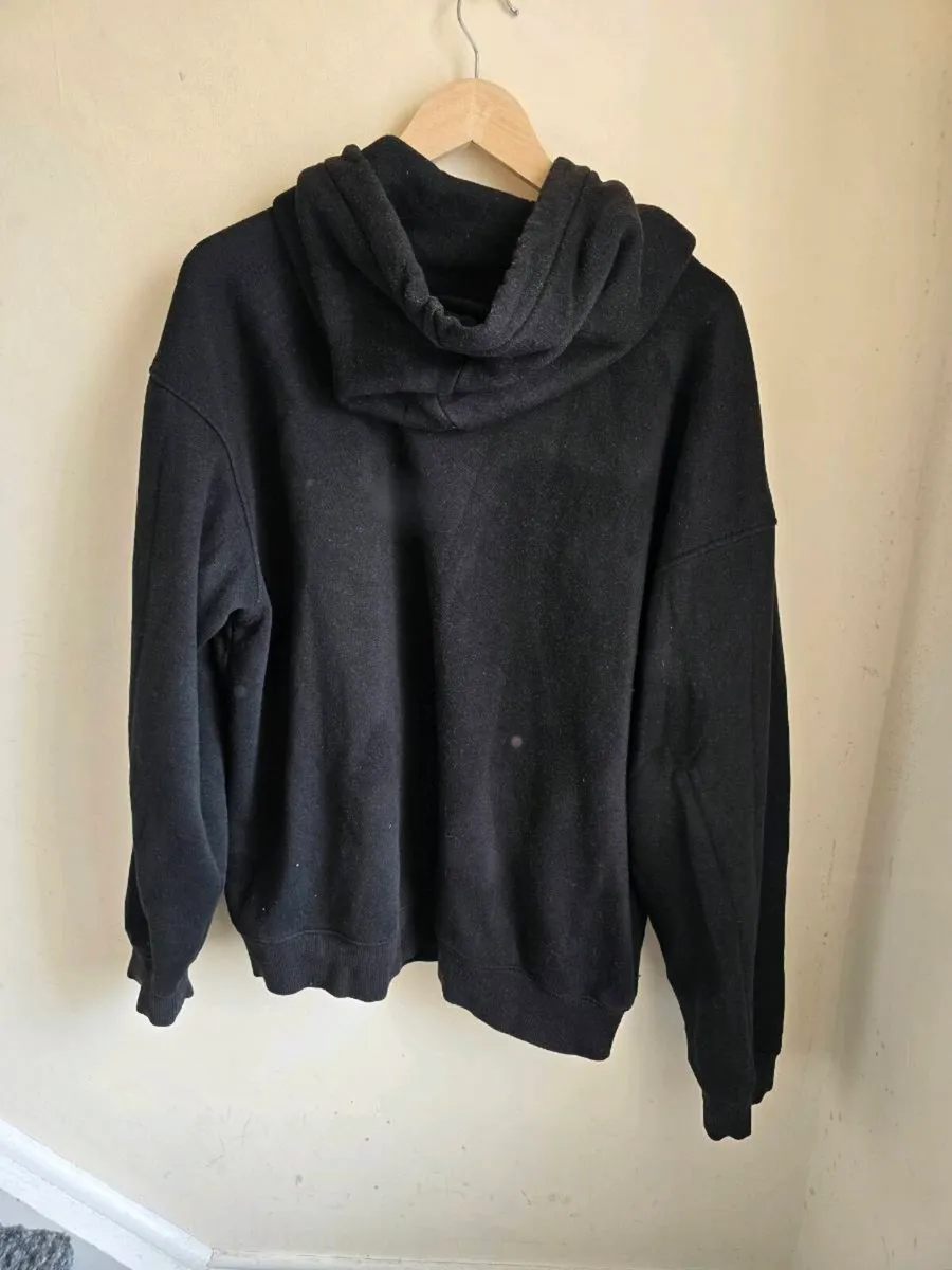 H&M Black Hoodie – Men’s XL Oversized Pullover - Image 2