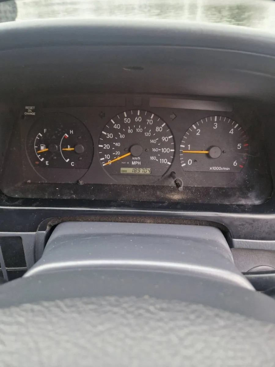 Toyota fridge van - Image 3