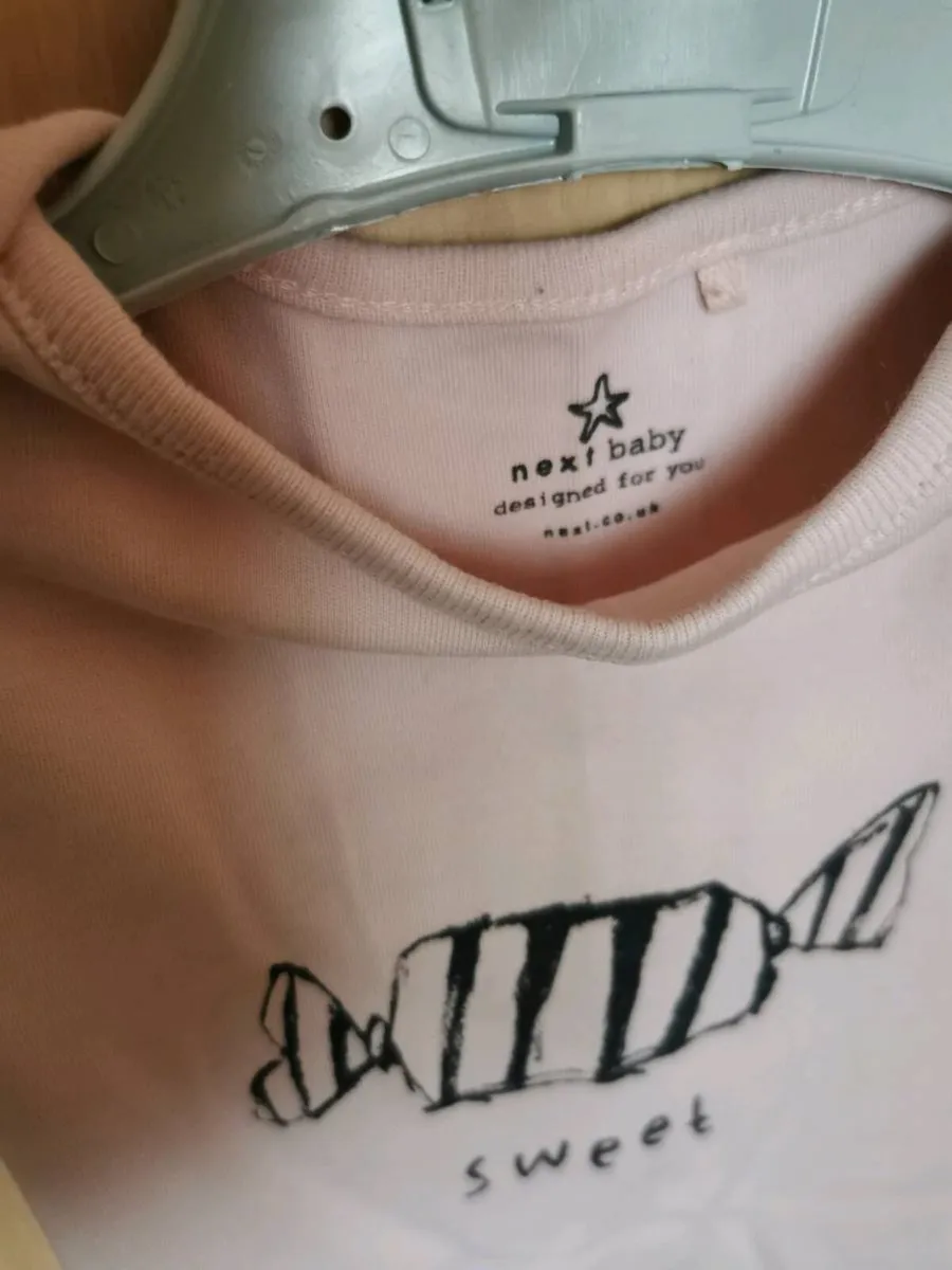 Baby body suit - Image 2