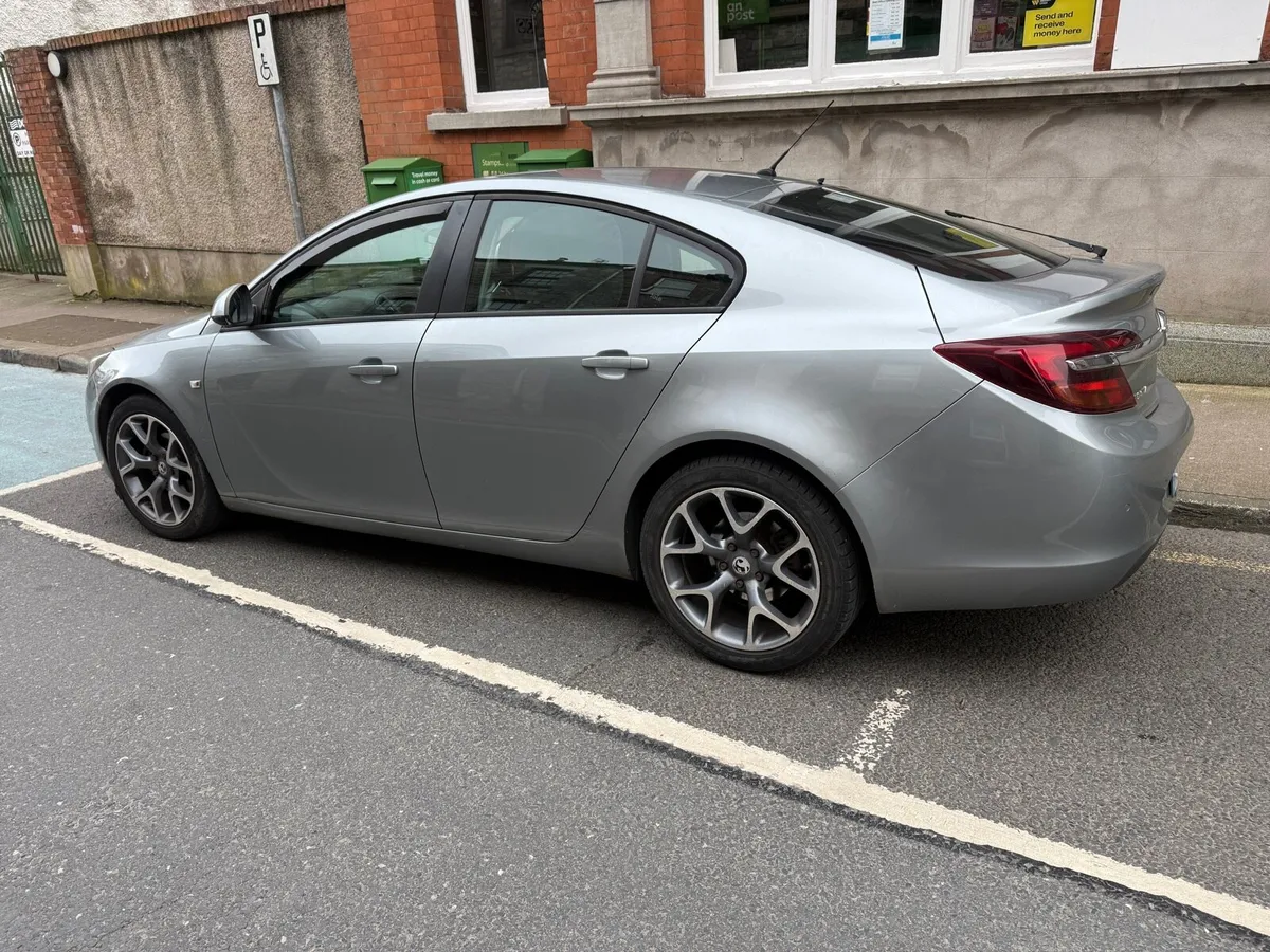 Open insignia - Image 3