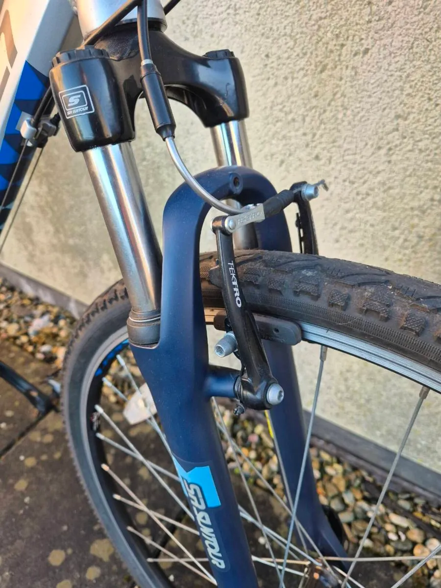 Hybrid Carrera Bikes x2 - Image 2