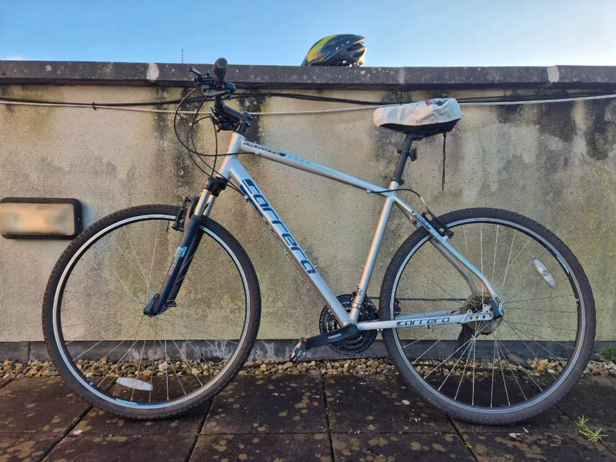 Hybrid Carrera Bikes x2 - Image 4