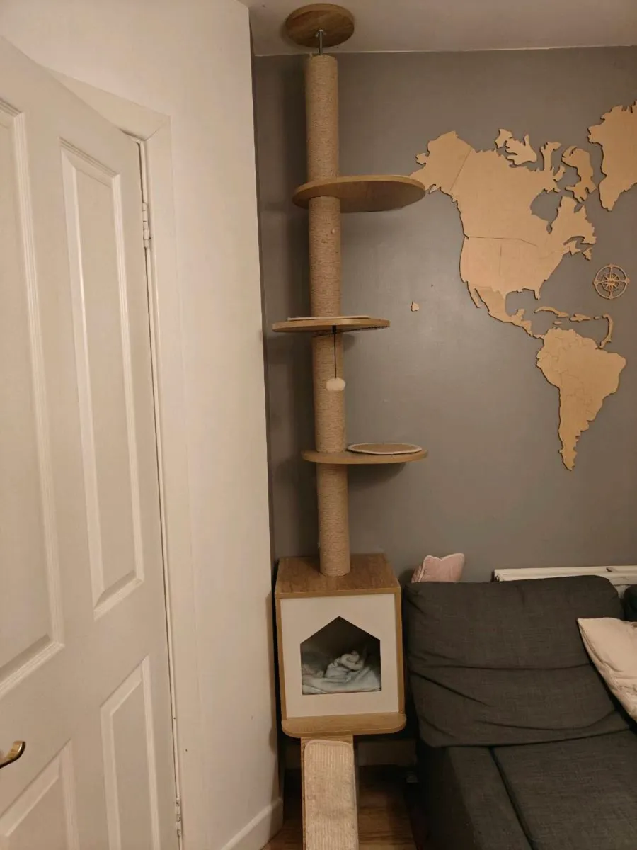 Fancy cat tree - Image 4