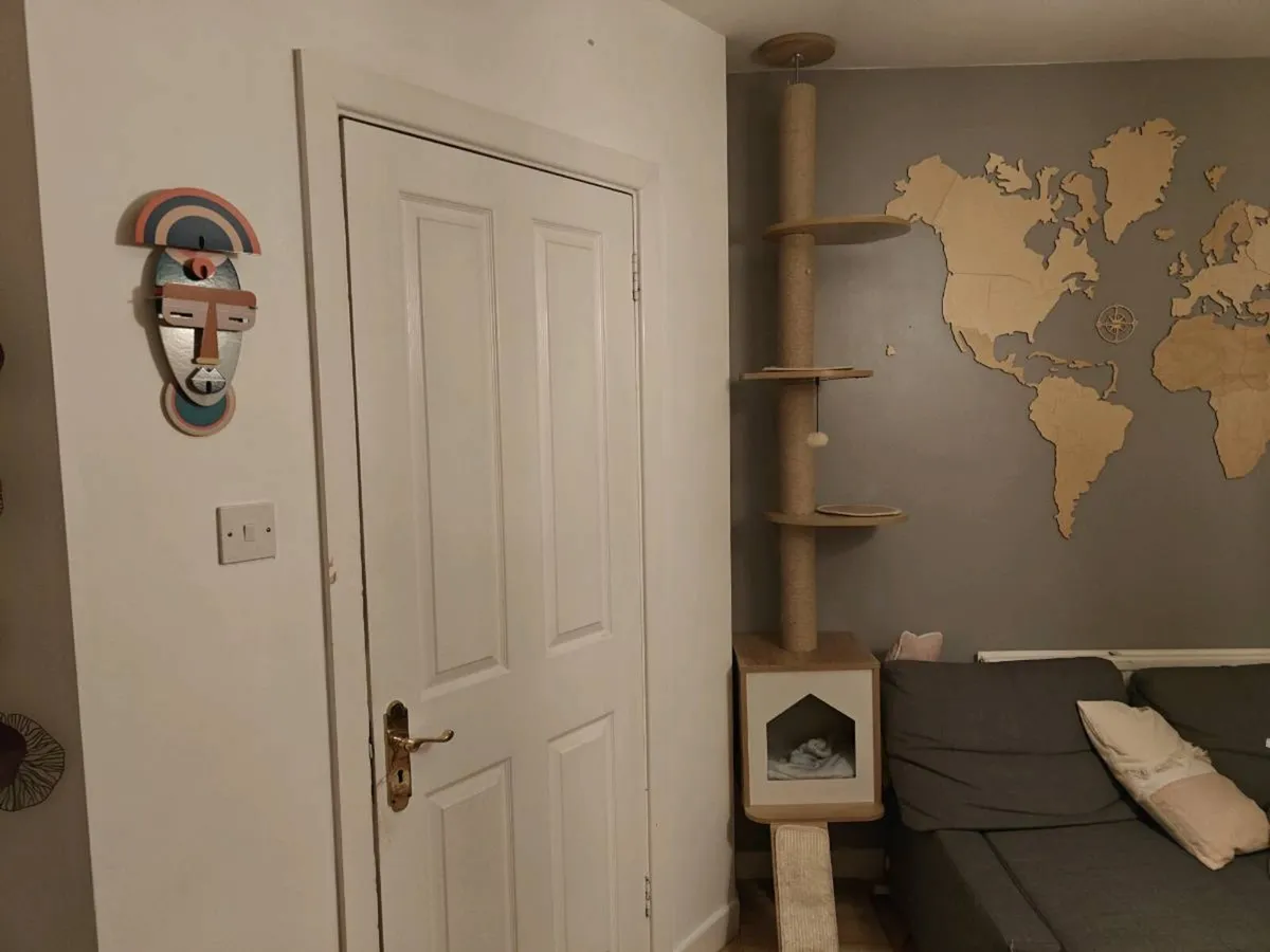 Fancy cat tree - Image 3