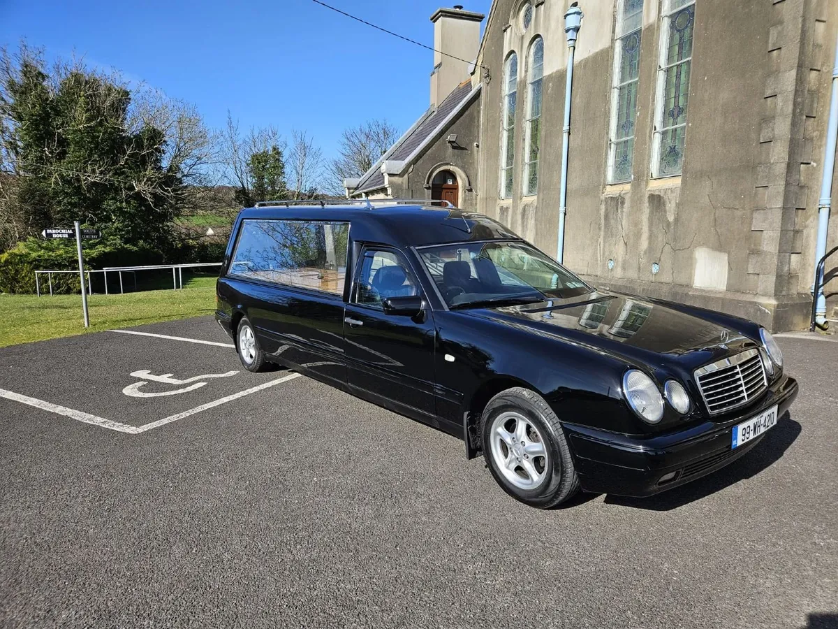 Mercedes-Benz E-Class 1999 - Image 3