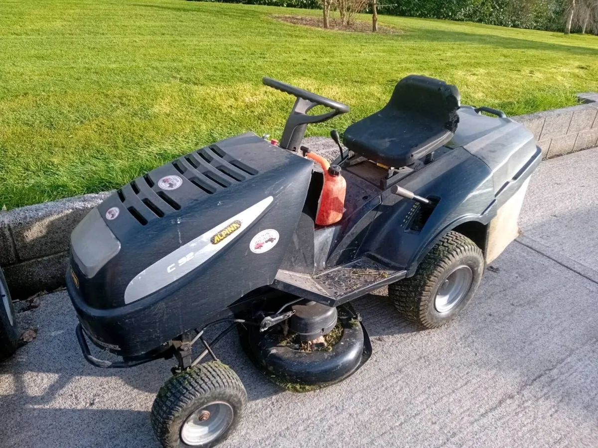 Ride on lawnmower - Image 4