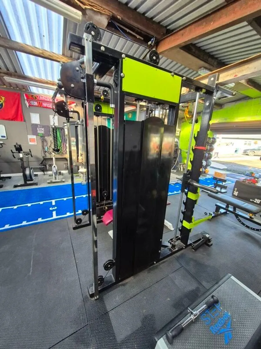 Cables/ Smith Machine - Image 1