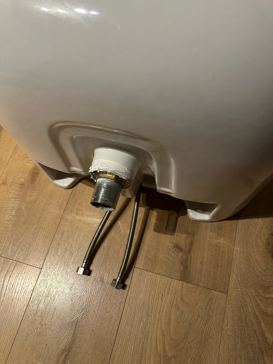 RAK Pedestal Bathroom Basin with Tap - Image 4