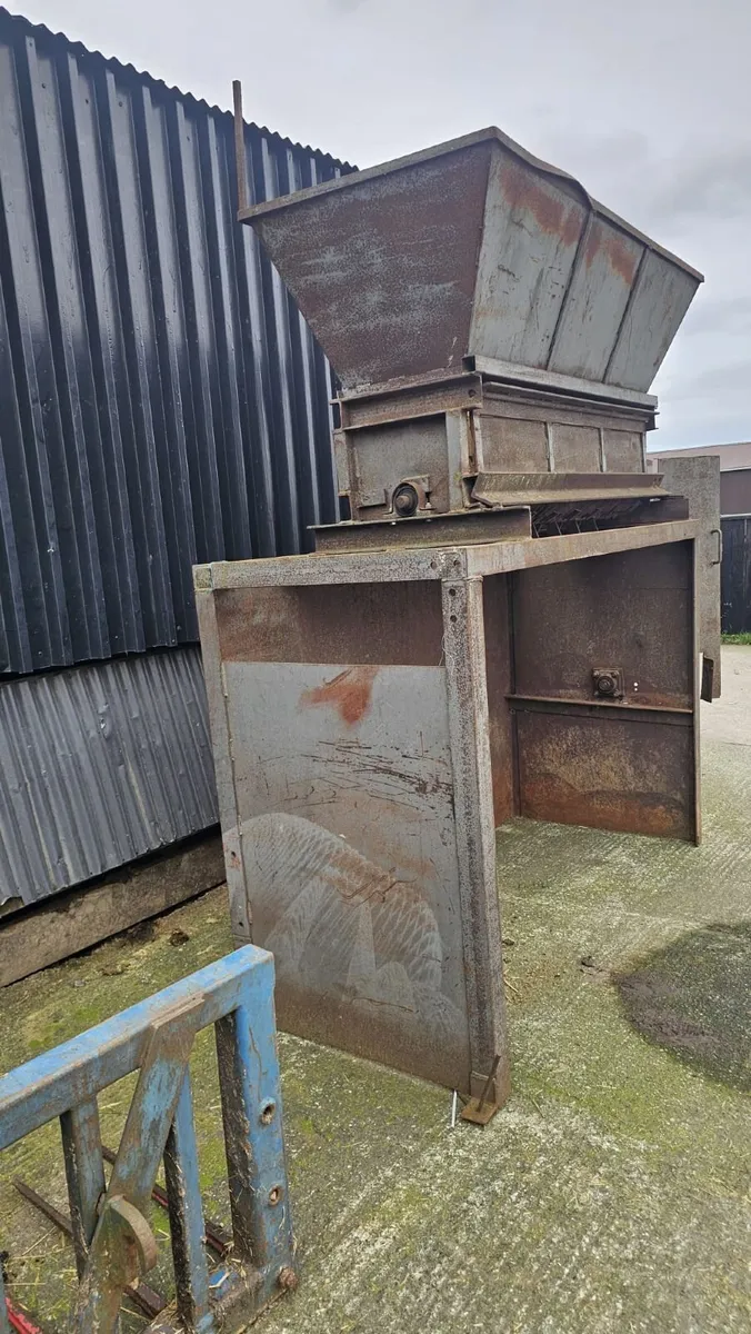 Free standing beet pulper and elevator for sale - Image 2