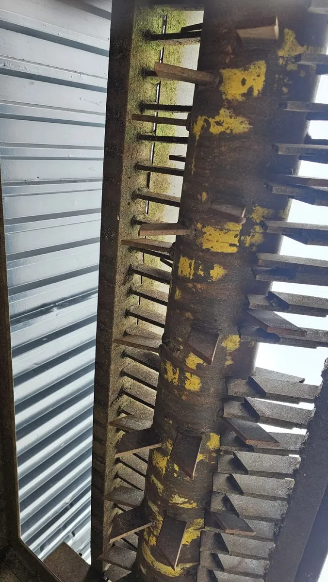 Free standing beet pulper and elevator for sale - Image 3