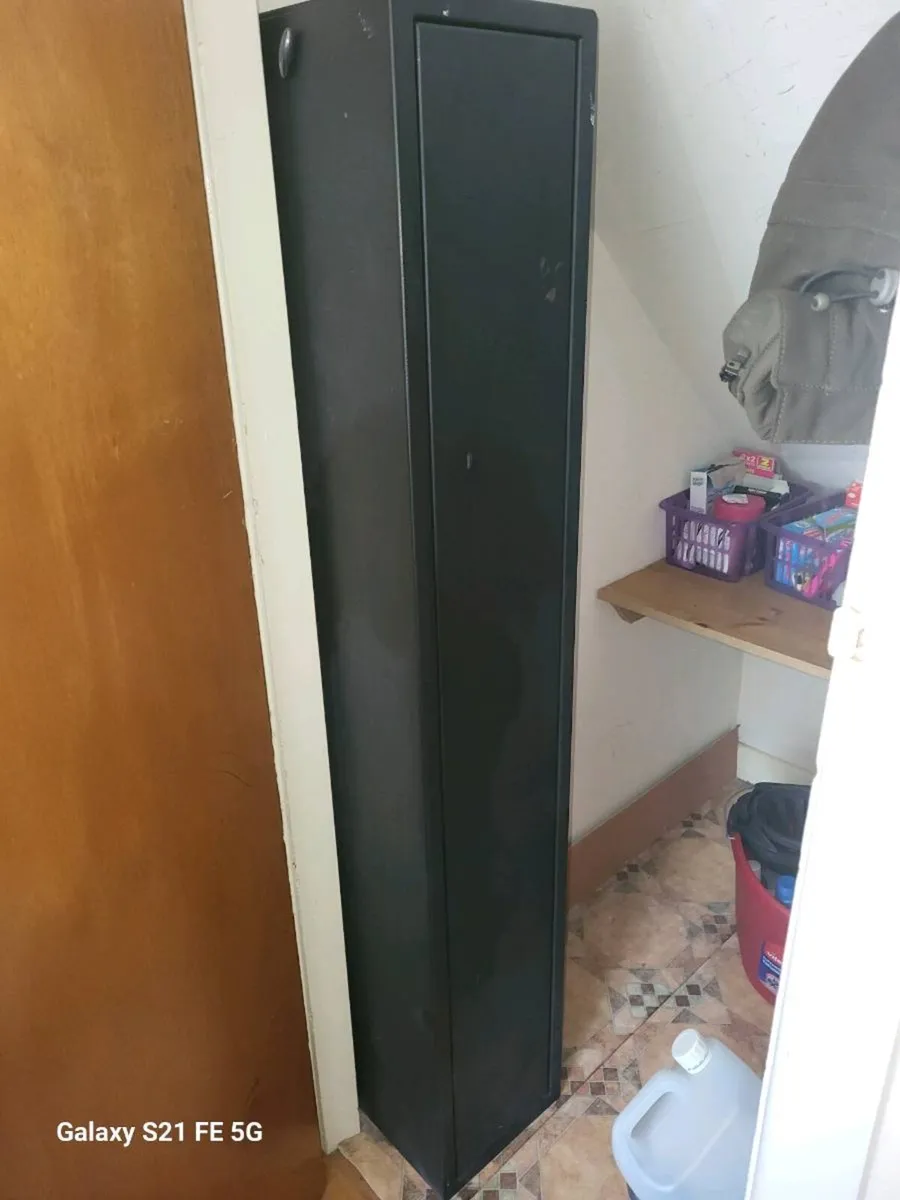 Gun safe - Image 2