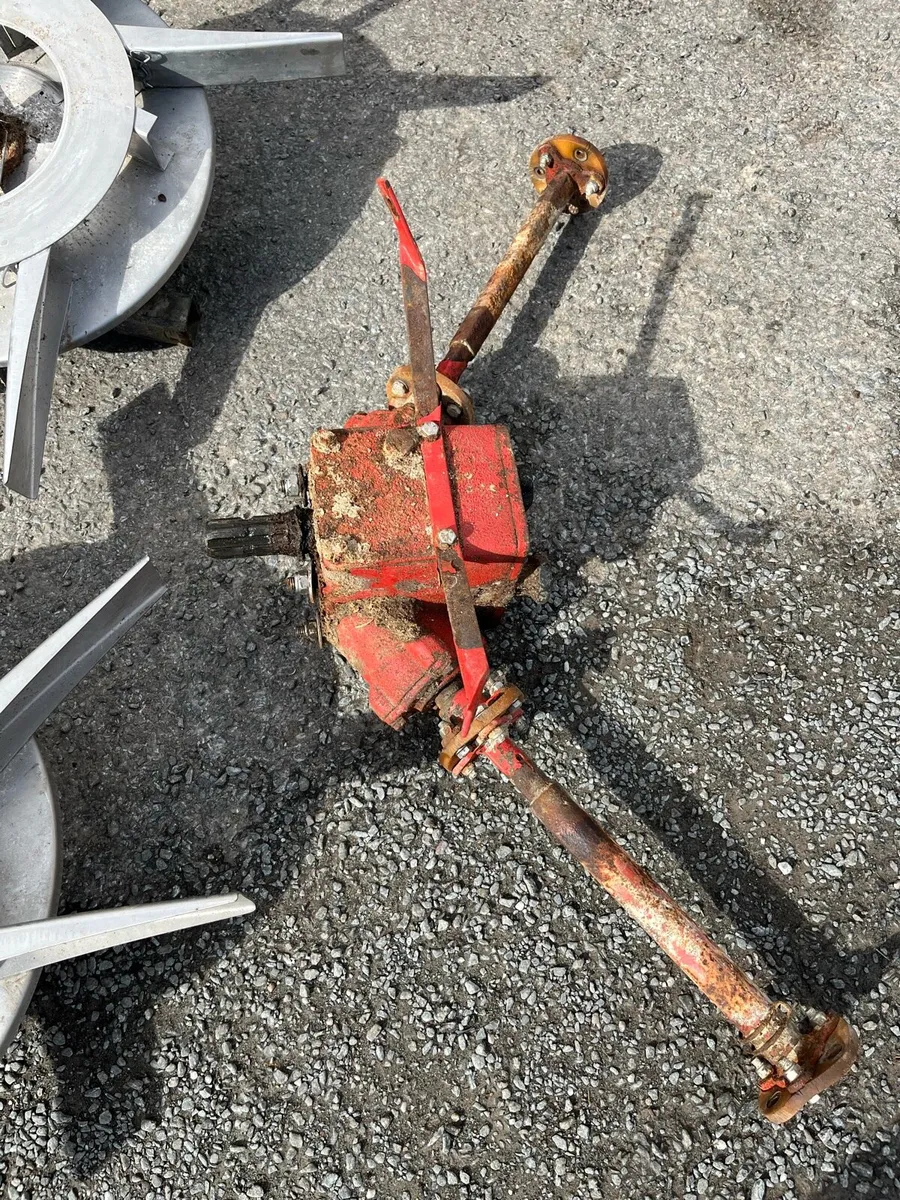 Fertiliser spreader - Image 4