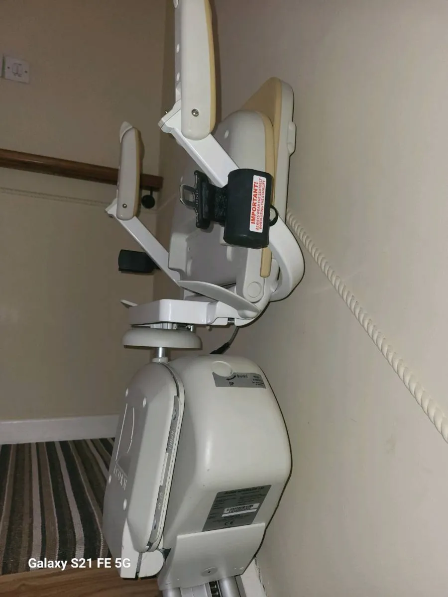 Stair lift - Image 1