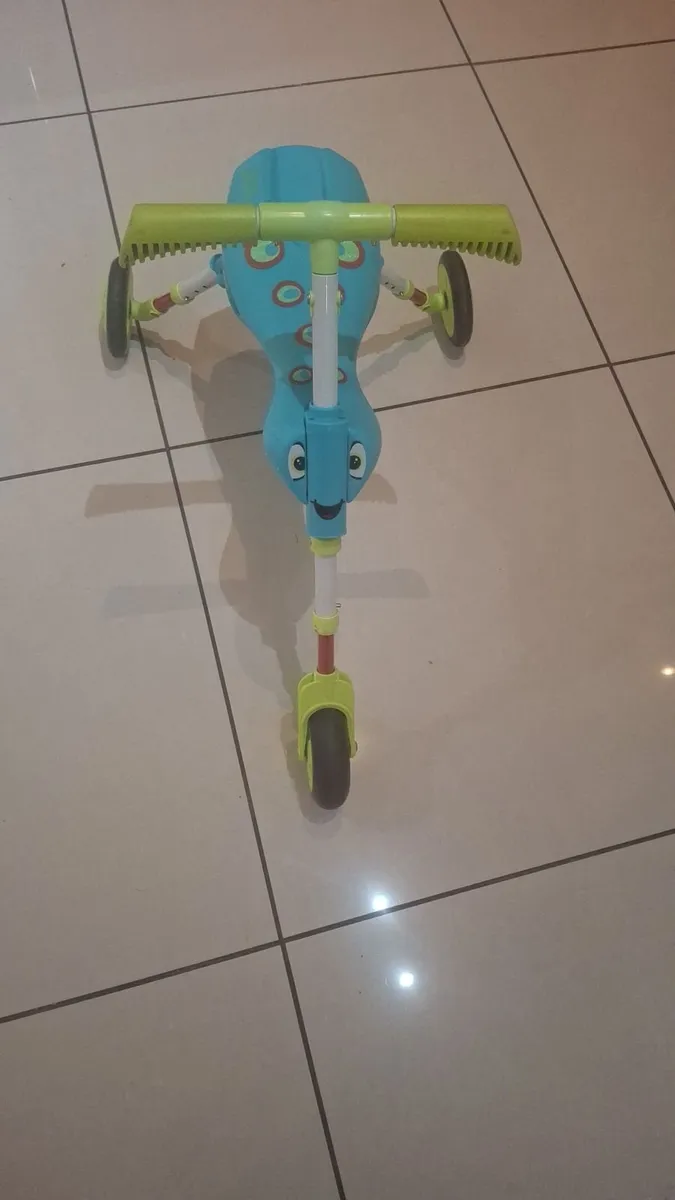 Childs tricyle - Image 3