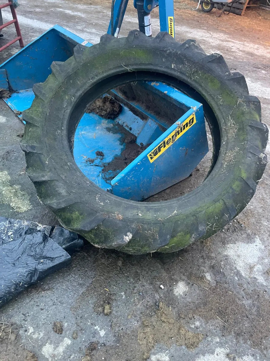 Tractor tyres free - Image 1