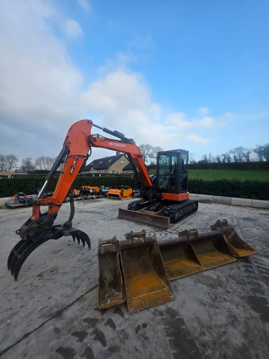 2014 HITACHI ZX55U-5A - Image 1