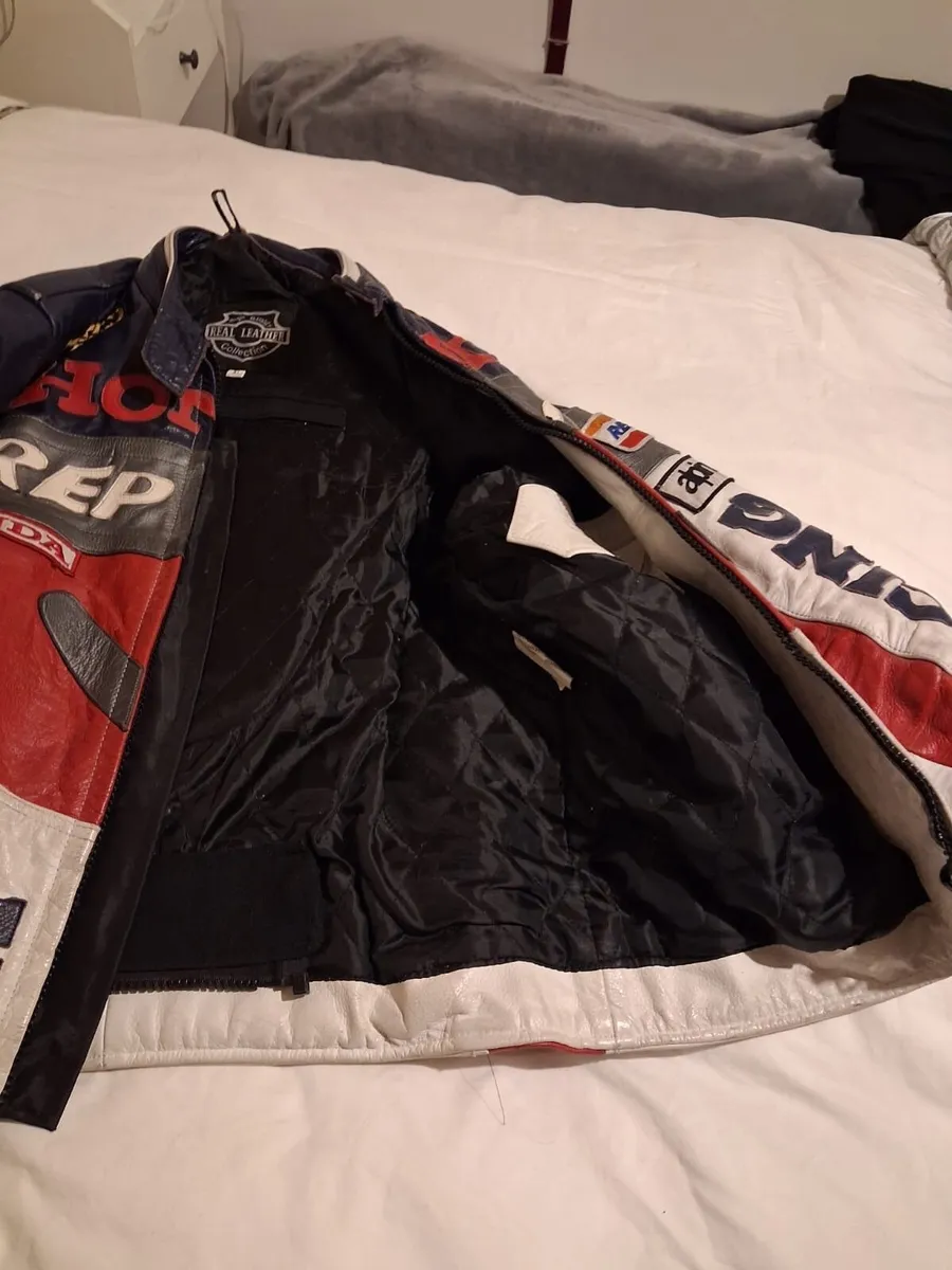 Bike jackets - Image 3