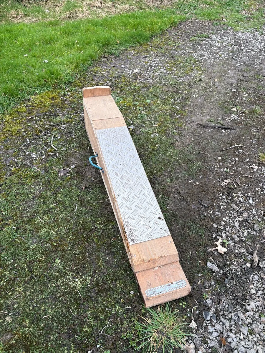 Wood car ramp - Image 4