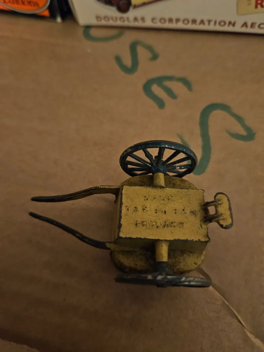Vintage Metal Pony and Trap - Image 2