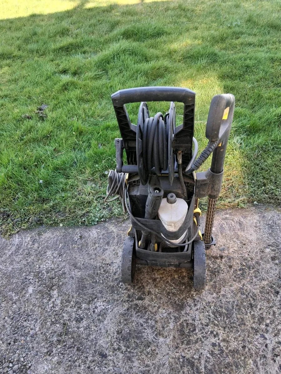 Power washer - Image 1