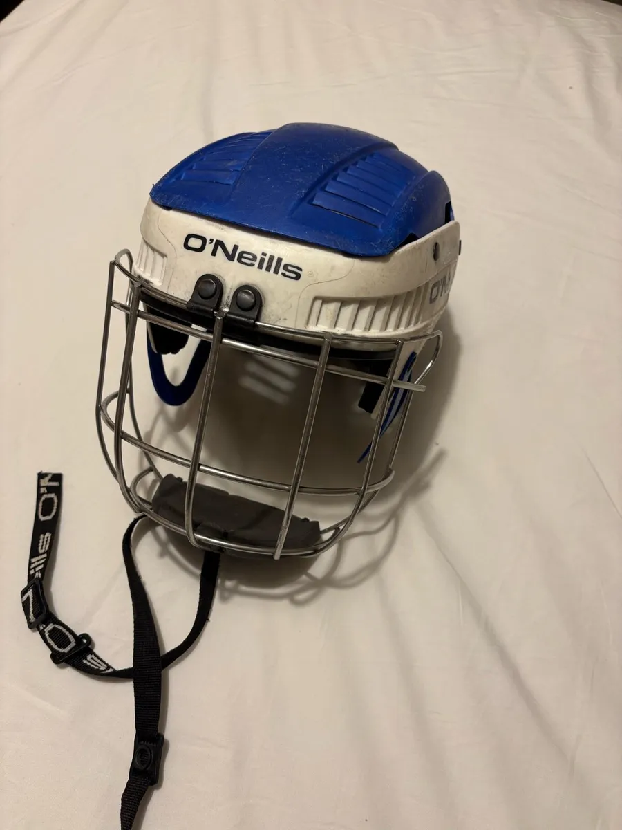 Hurling helmets - Image 4