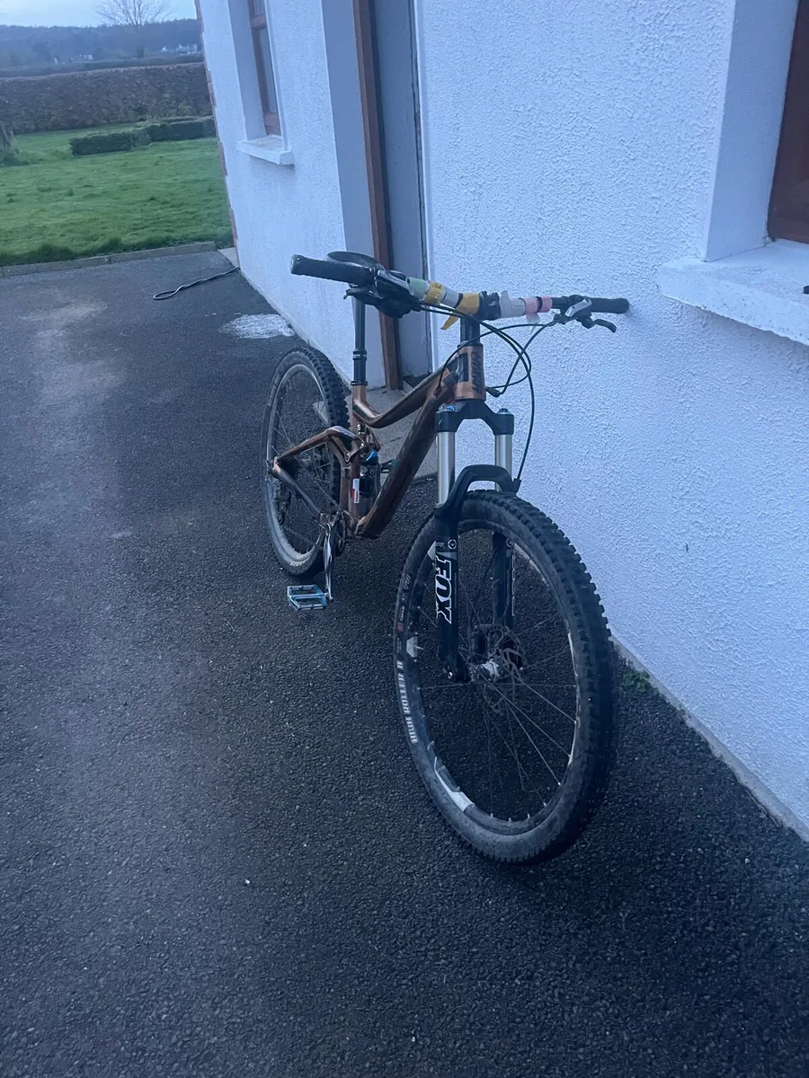 Giant full suspension bike - Image 2