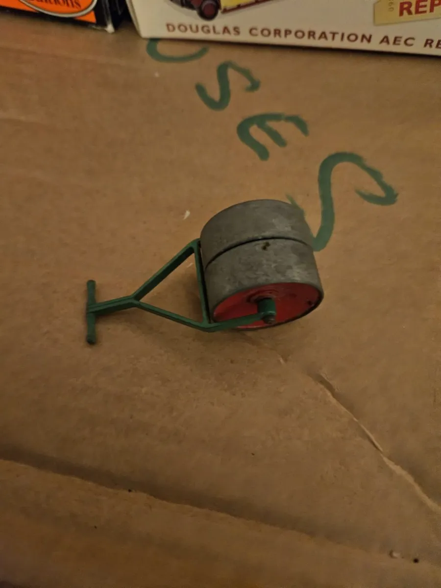 Vintage Dinky 1950's Garden Roller - Image 2