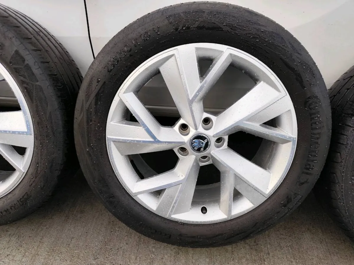 19" Skoda alloy wheels - Image 3