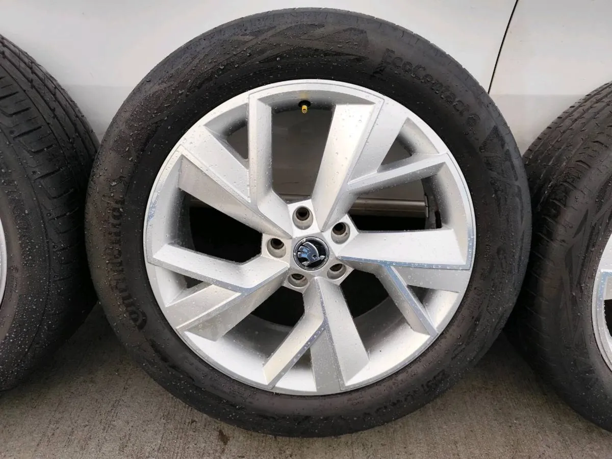 19" Skoda alloy wheels - Image 4