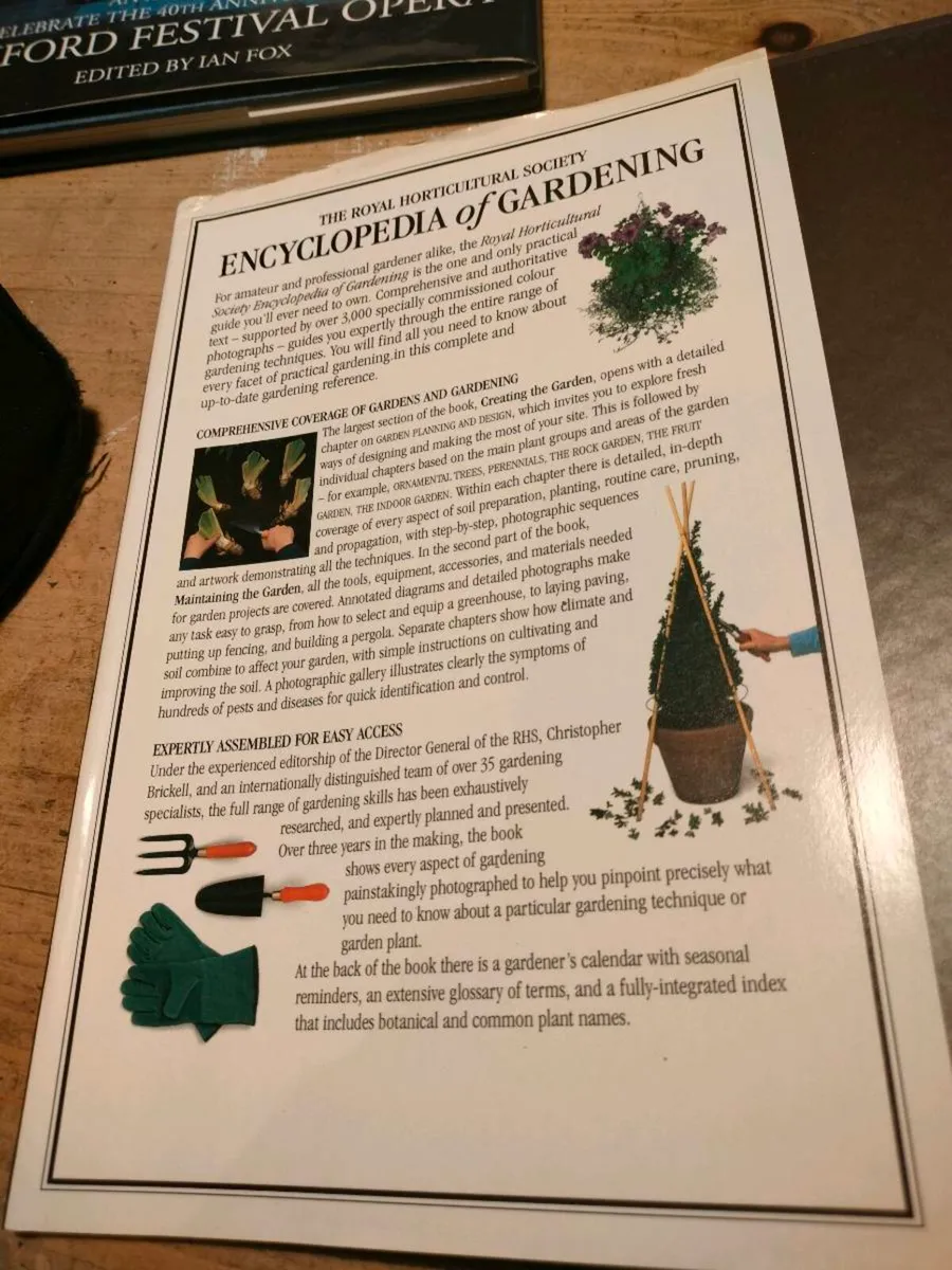 The Royal Horticultural society Encyclopedia of Ga - Image 4