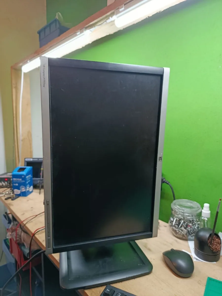 HP Monitor - Image 2
