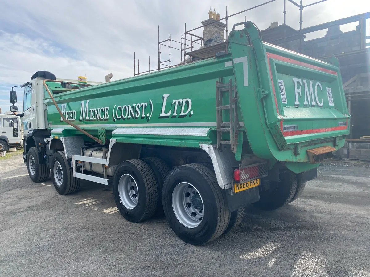 Daf cf 8x4 tipper - Image 3