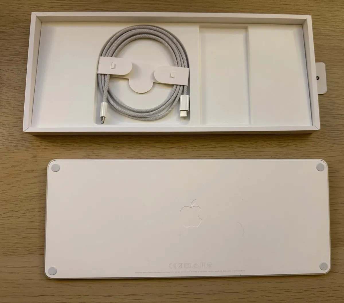 Apple Magic Keyboard: Bluetooth, rechargeable. - Image 2