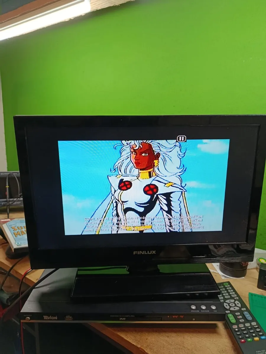 19-inch LCD TV - Image 2