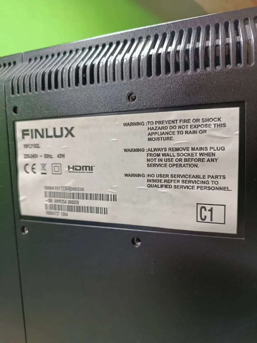 19-inch LCD TV - Image 4