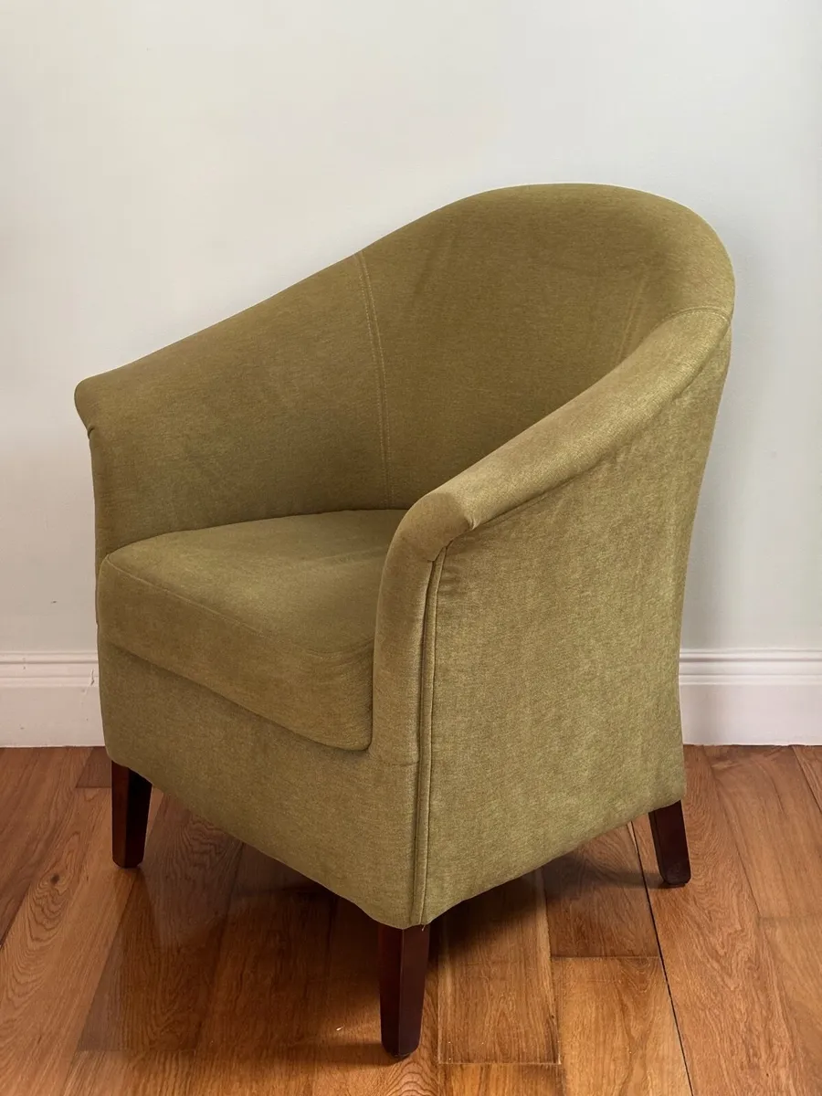 Armchair, like new - Image 1