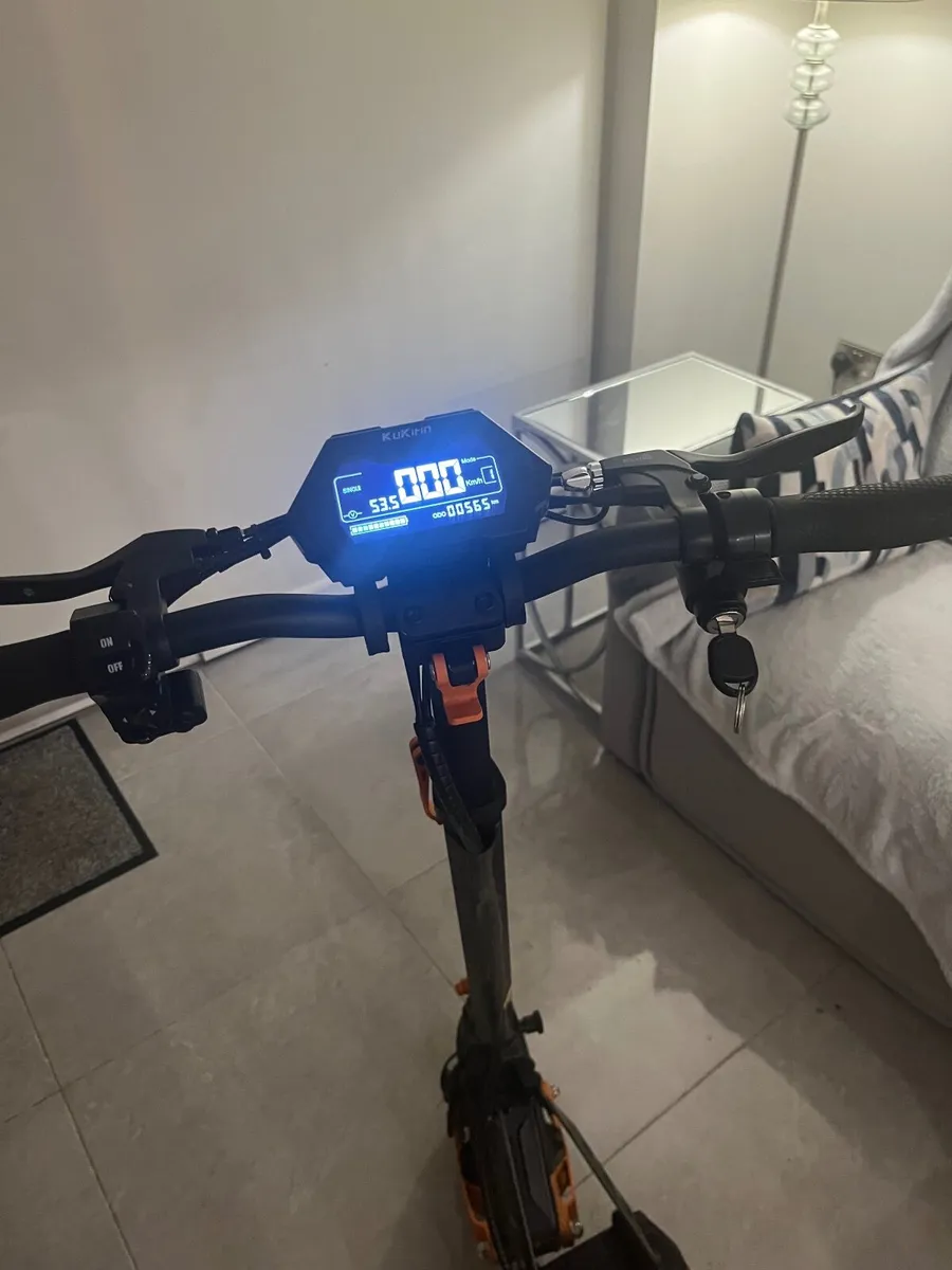 Kukirin G2 Max electric scooter - Image 3