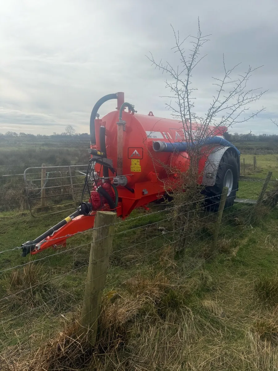 Slurry tanker - Image 2