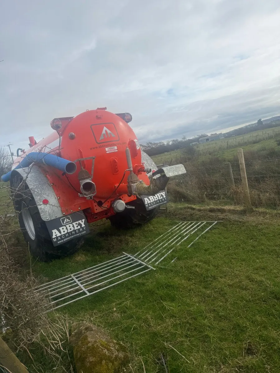 Slurry tanker - Image 3