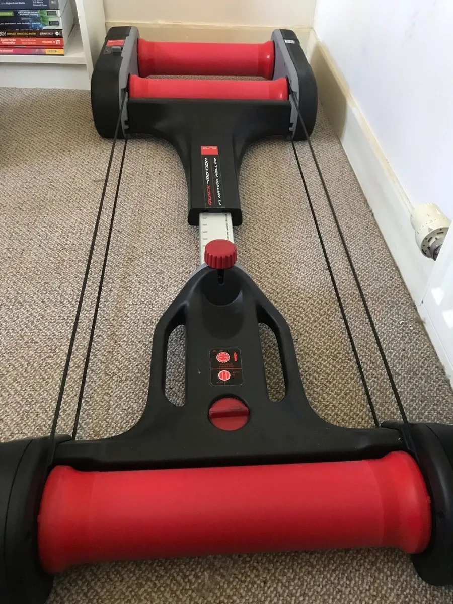 Elite Magnetic Bike Rollers with Bluetooth - Image 1