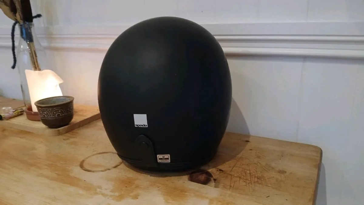 Motorbike Helmet - Image 2