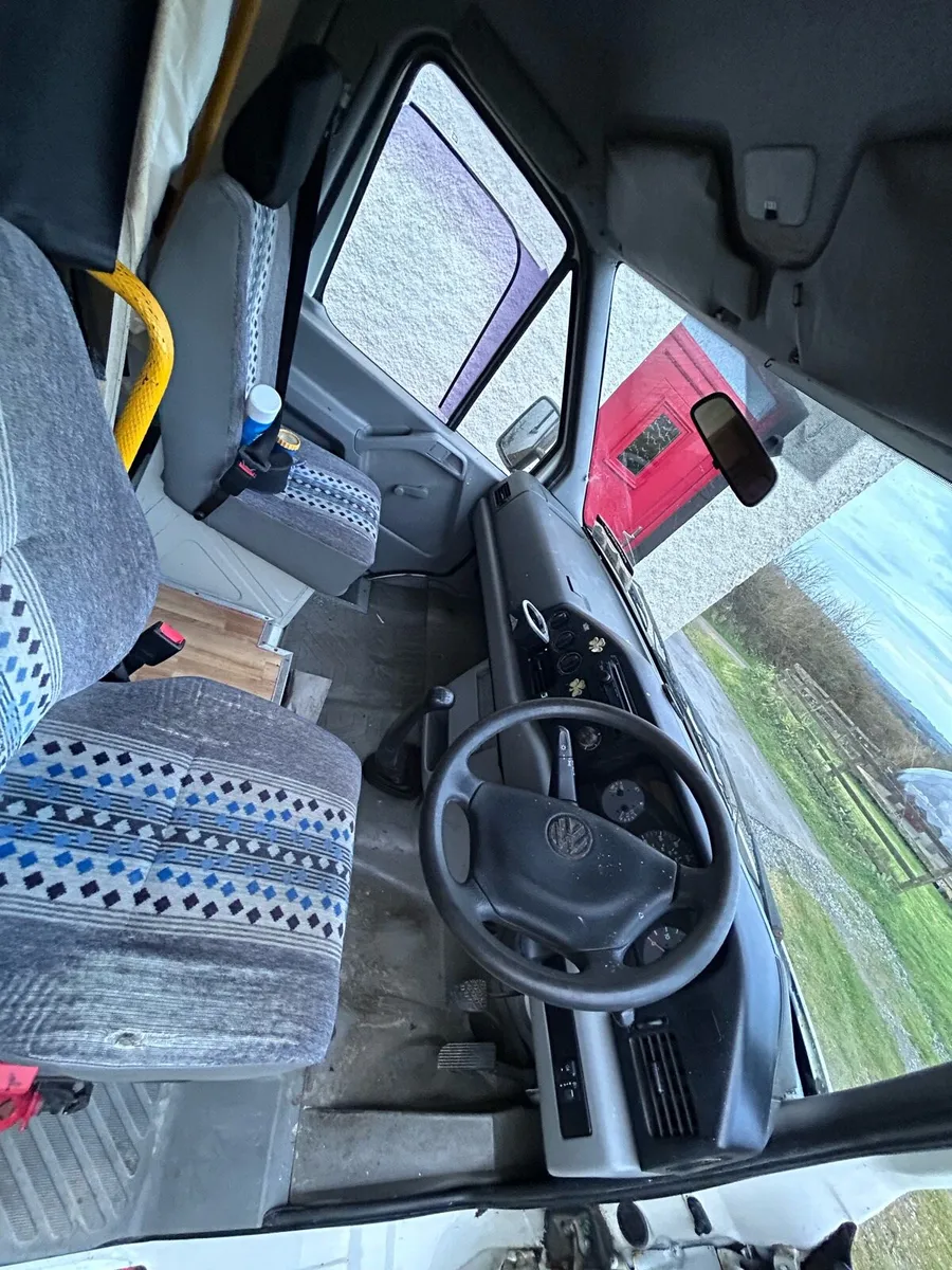 Camper Van - Image 2