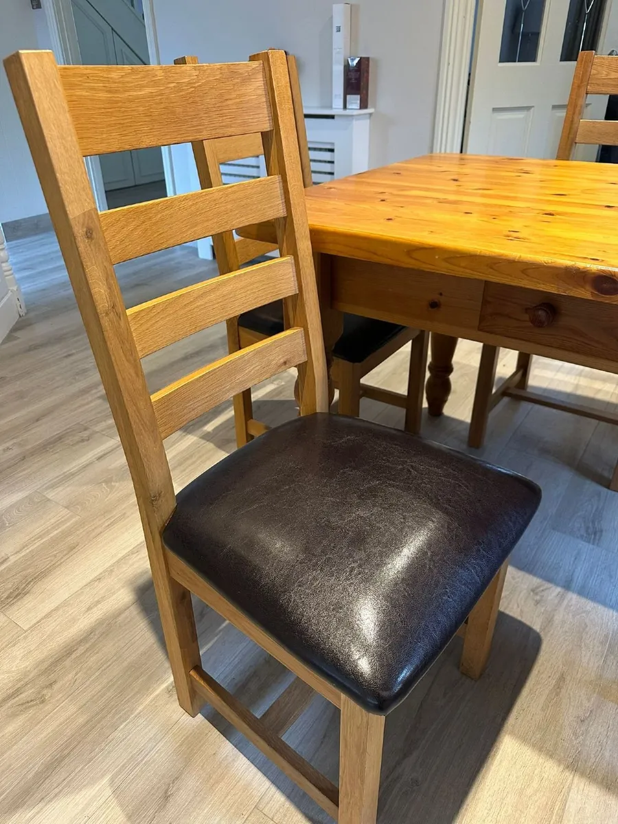 Dining table & chairs - Image 2