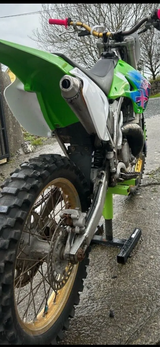 2005 kawasaki 250 cc 2 stroke - Image 3