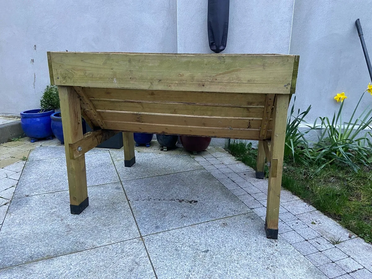 Raised bed - Image 1